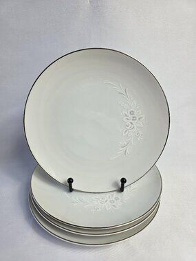 FOUR Sango Cantata Salad Plates White with White Gray Shadow Flowers